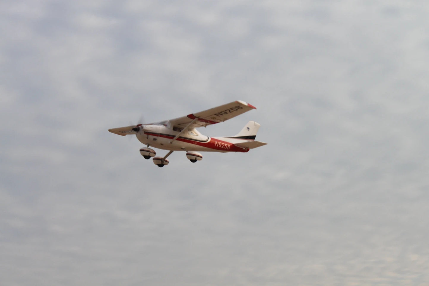 RC Toy Plane EPO Mini Cessna 182 928mm Wingspan