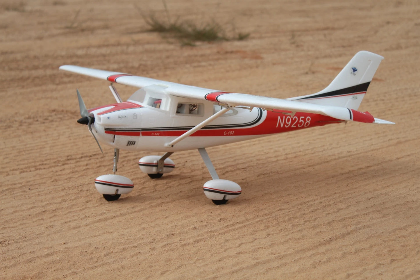 RC Toy Plane EPO Mini Cessna 182 928mm Wingspan