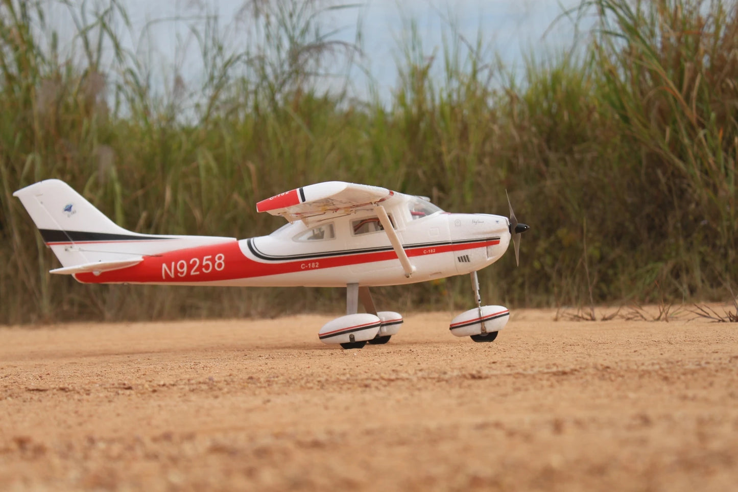 RC Toy Plane EPO Mini Cessna 182 928mm Wingspan